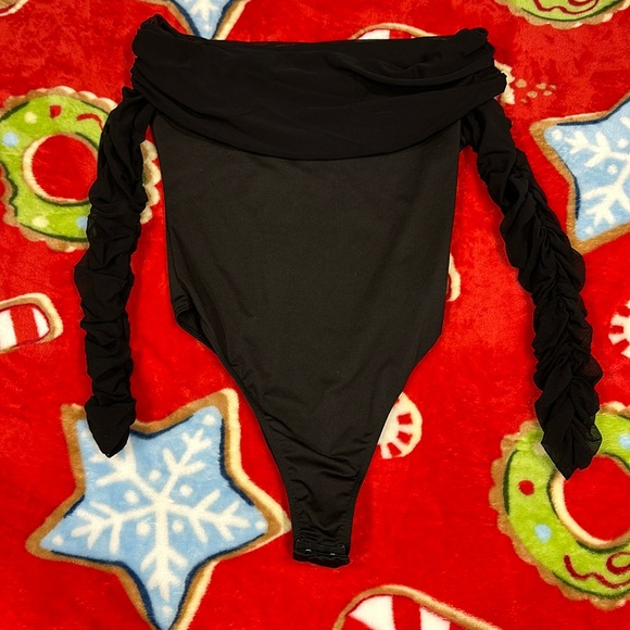Fashion Nova Tops - FASHION NOVA BODY SUIT